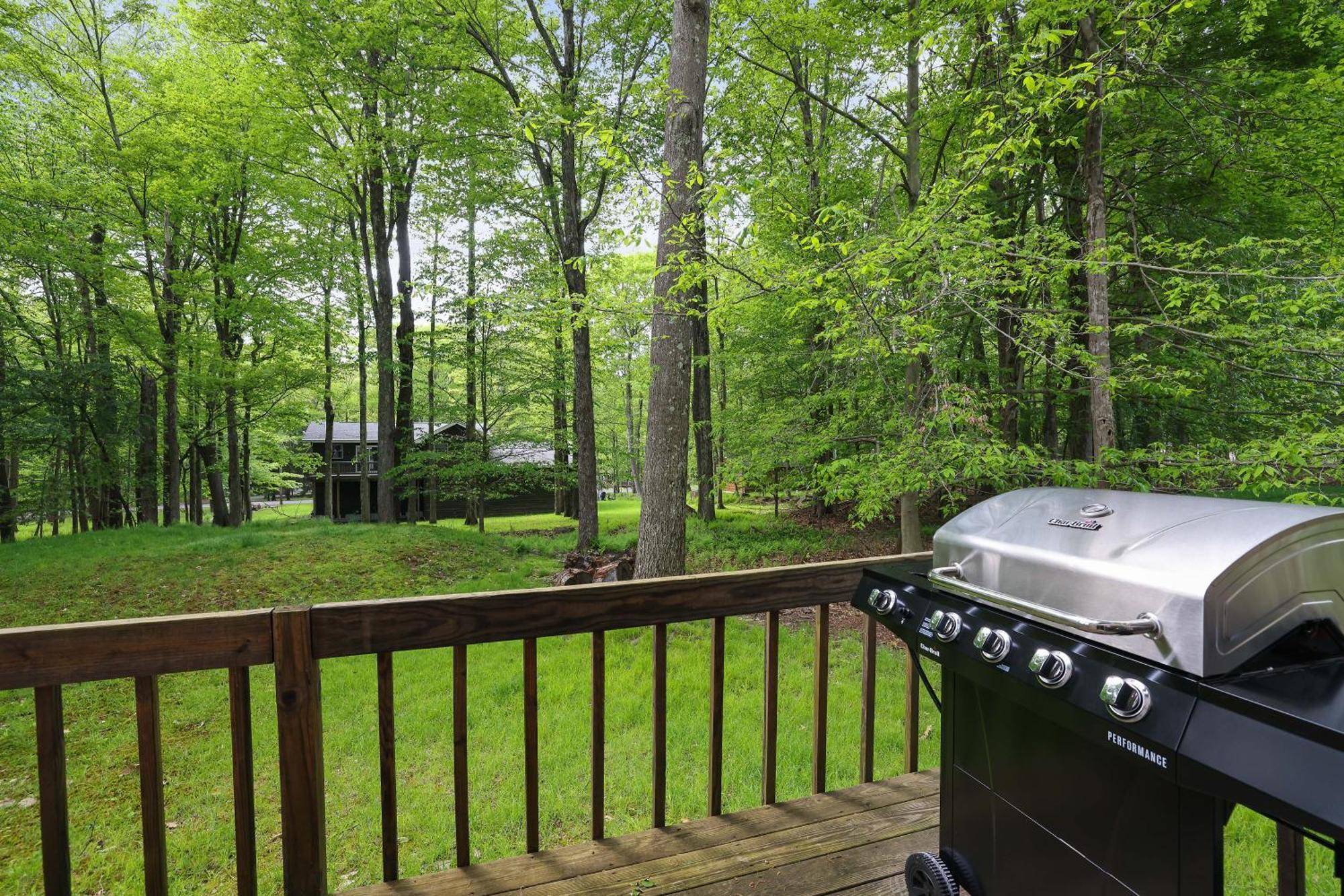 Chalet Dreamy House - Fireplace, Firepit & Pet Friendly