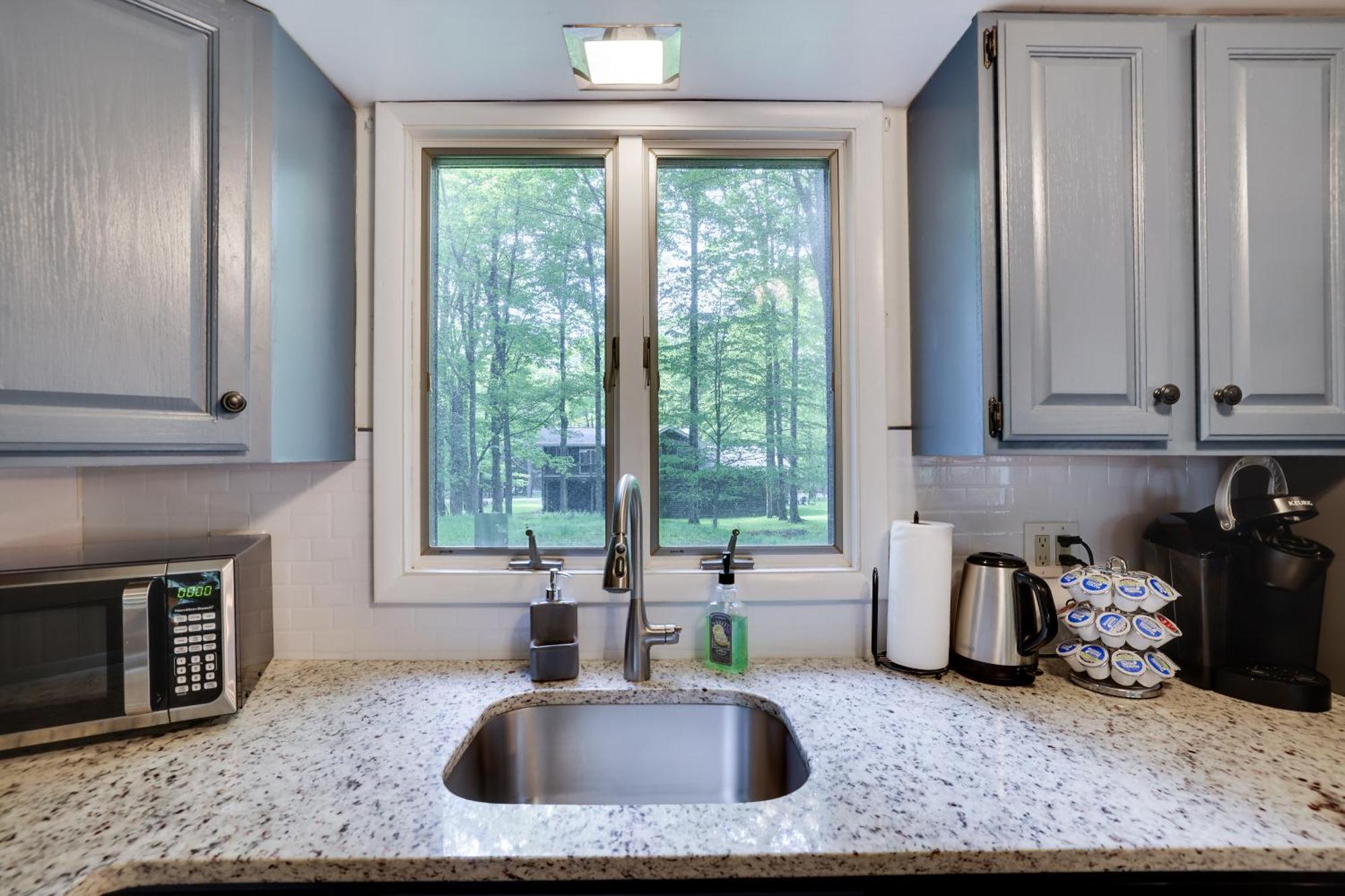 Dreamy House - Fireplace, Firepit & Pet Friendly Chalet *