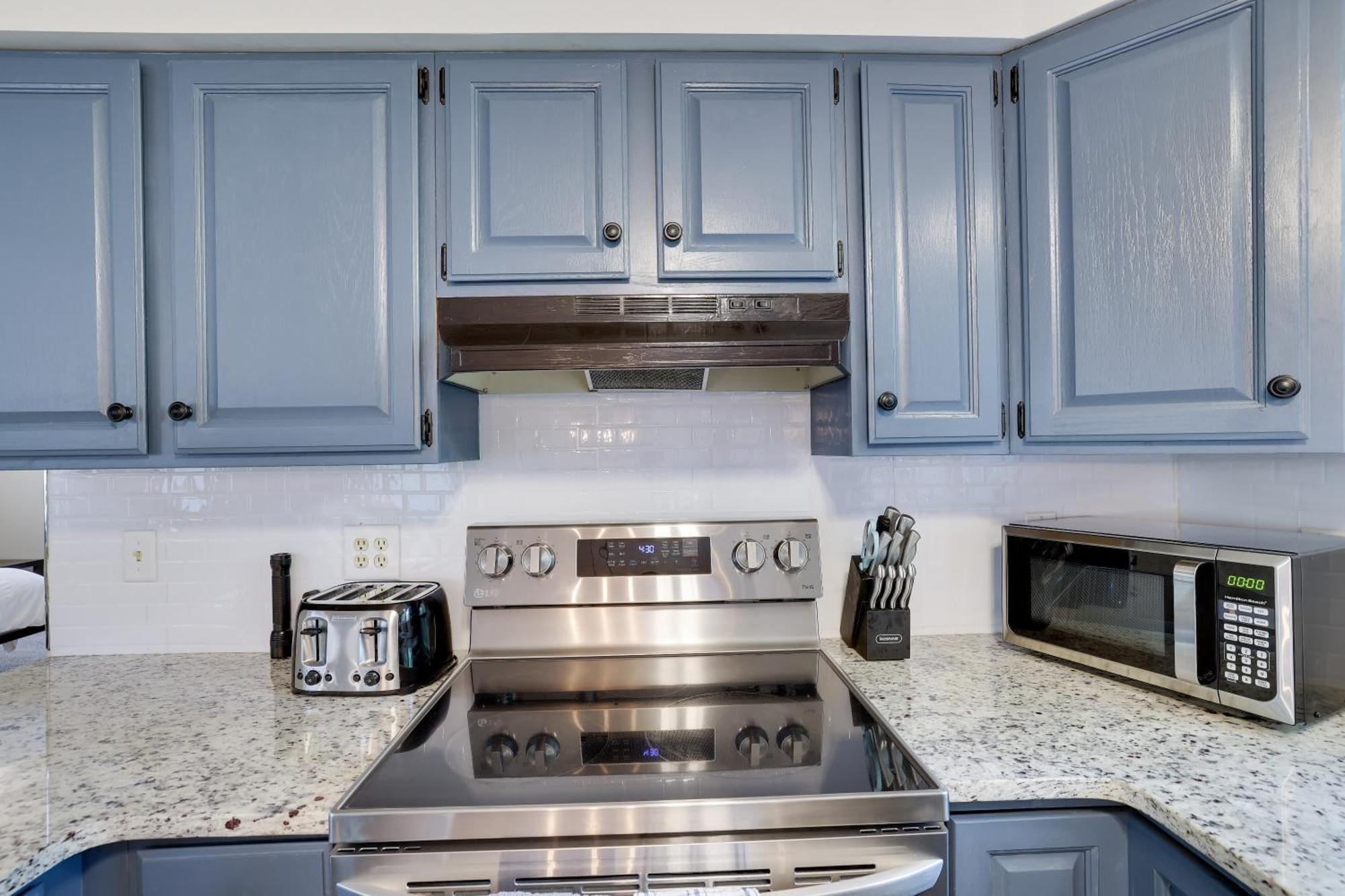 Dreamy House - Fireplace, Firepit & Pet Friendly Chalet *
